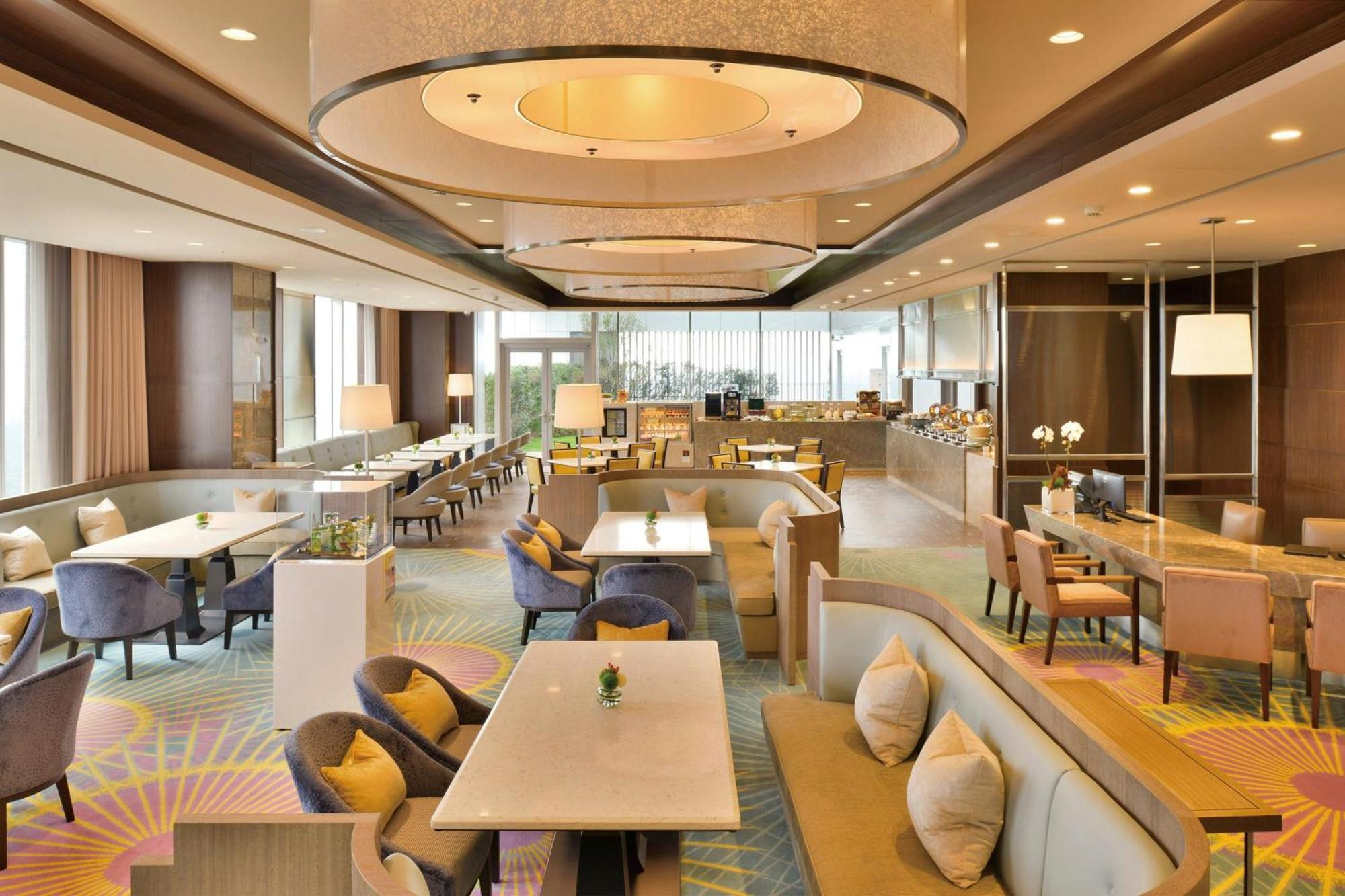 코트야드 바이 메리어트 타이베이 호텔 외부 사진 The Lounge at KLIA