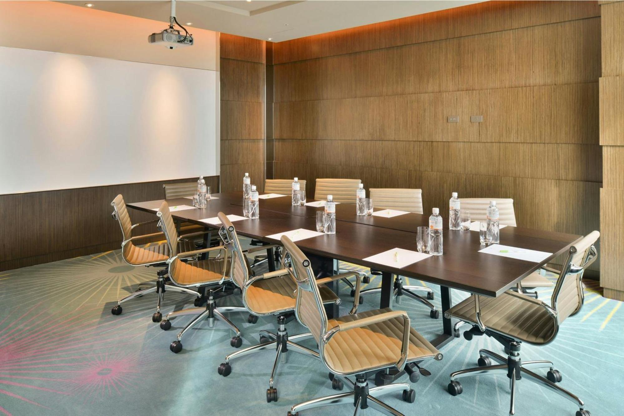 코트야드 바이 메리어트 타이베이 호텔 외부 사진 Meeting room